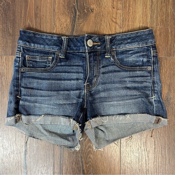 American Eagle dark wash super stretch shorts SZ 4 - Picture 1 of 4